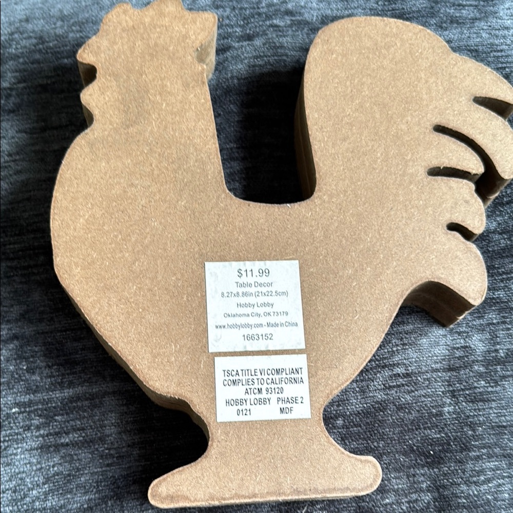 Rustic Rooster Decor - Picture 5 of 5